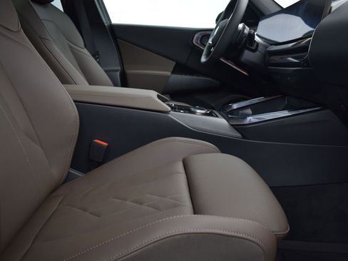 Used 2025 BMW X3 xDrive30i w/ Premium Package image 25