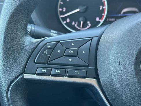 Certified 2023 Nissan Sentra SV FWD image 28