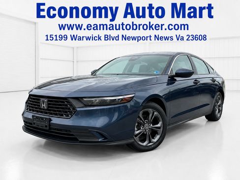 Used 2023 Honda Accord EX image 1