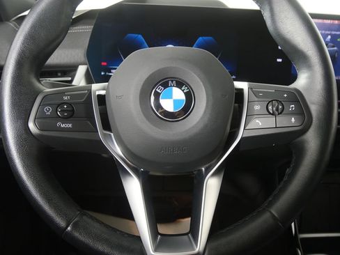 Used 2025 BMW X2 xDrive28i image 18