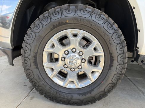 Used 2022 RAM 2500 Laramie AWD/4WD image 25