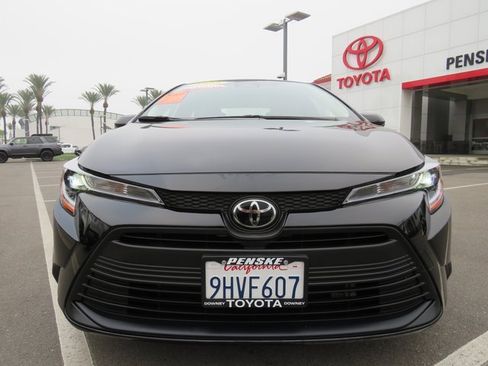 Certified 2023 Toyota Corolla LE image 2