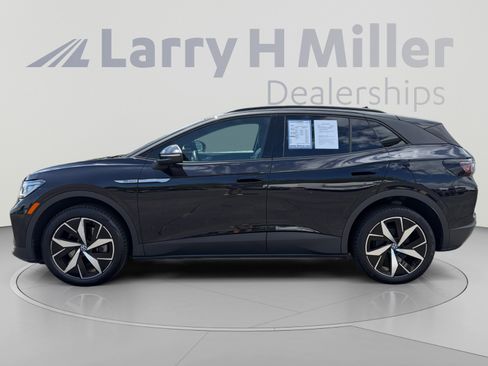 Used 2023 Volkswagen ID.4 Pro S AWD/4WD image 2
