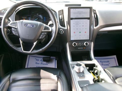 Used 2024 Ford Edge SEL AWD/4WD image 11
