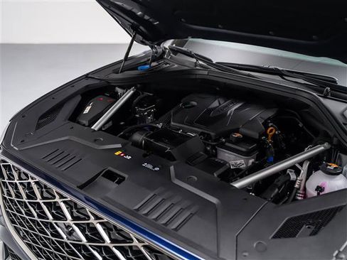 New 2026 Genesis GV70 2.5T Sport Prestige AWD/4WD image 11