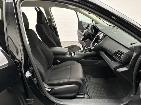 Used 2025 Subaru Outback Premium image 21