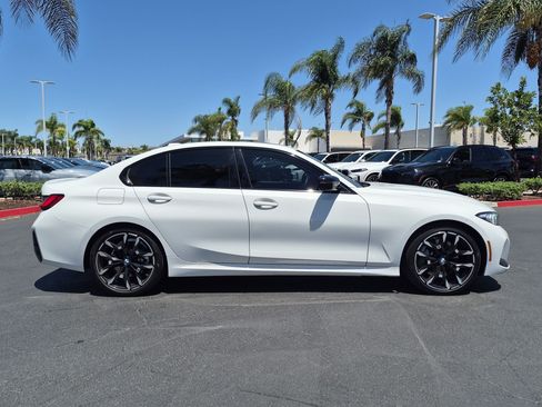 Used 2025 BMW 330i Sedan w/ M Sport Package RWD image 11