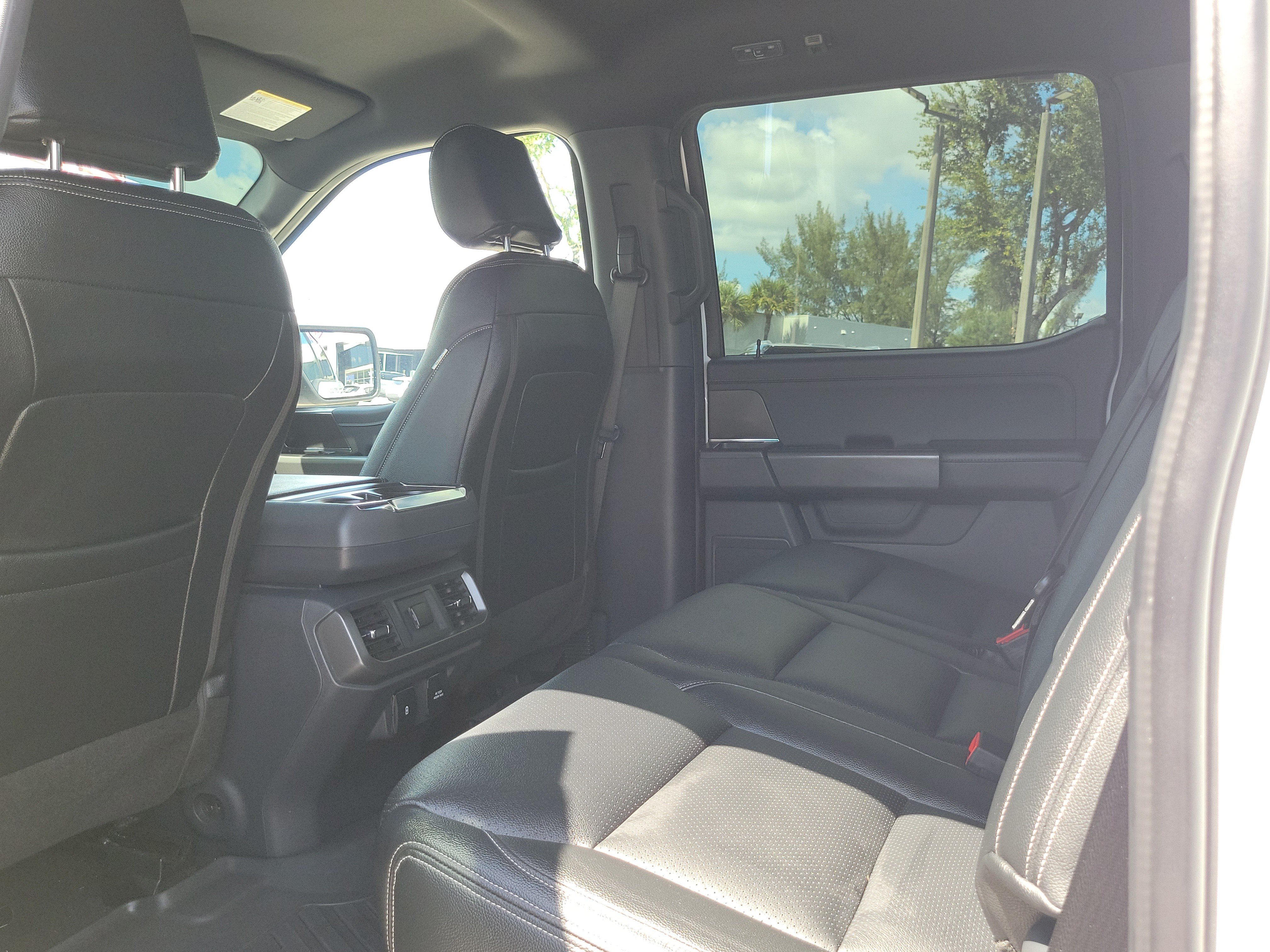 Used 2024 Ford F150 XLT w/ Tow/Haul Package AWD/4WD image 13