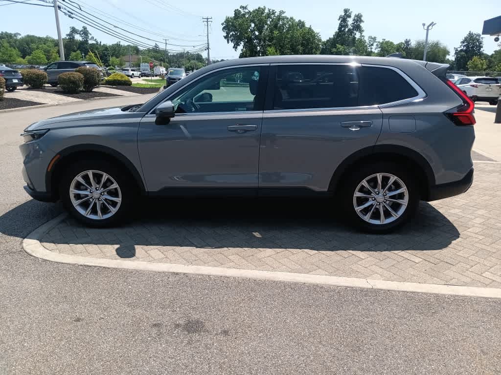 Used 2024 Honda CR-V EX image 3