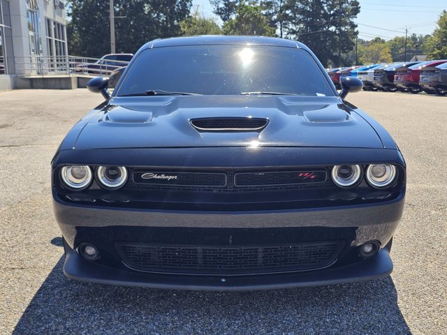 Used 2022 Dodge Challenger R/T Scat Pack w/ Plus Package RWD image 2