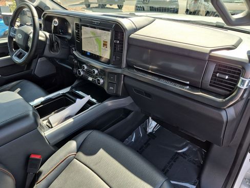 Certified 2025 Ford F250 Lariat AWD/4WD image 34
