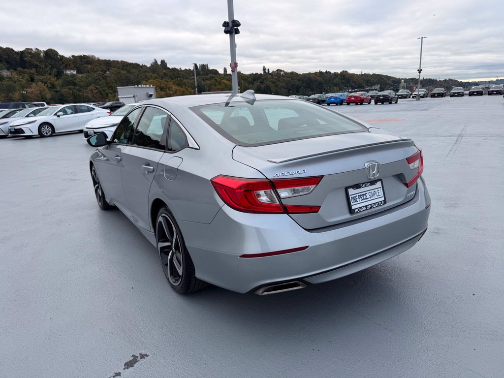 Used 2018 Honda Accord Sport image 5