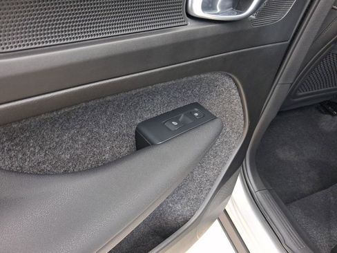 Used 2023 Volvo C40 P8 Recharge Plus AWD/4WD image 12