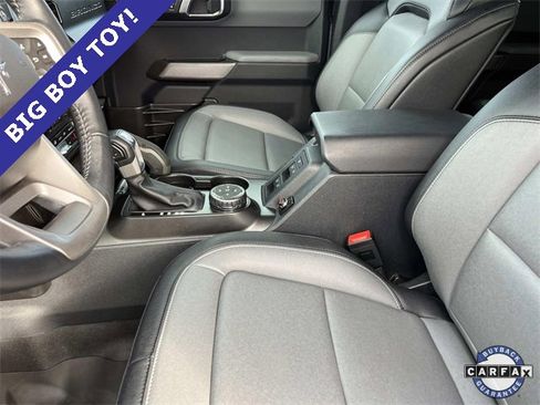 Used 2023 Ford Bronco Everglades image 25