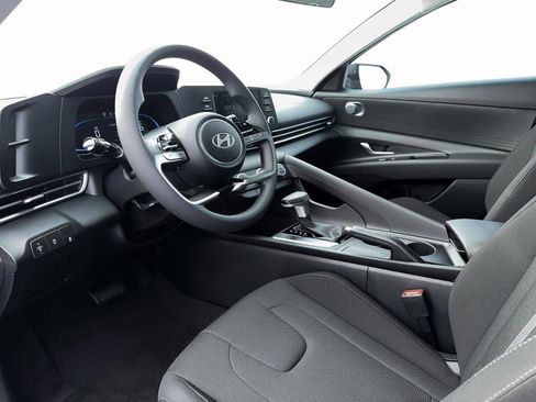 New 2026 Hyundai Elantra SE w/ Cargo Package FWD image 13