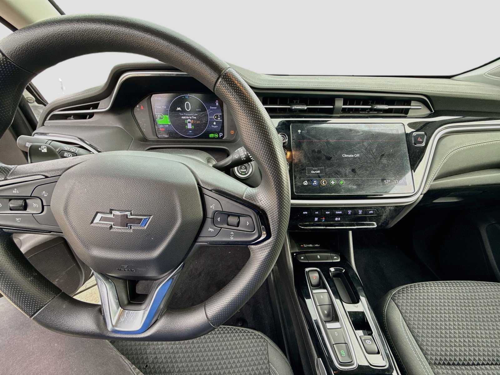 Used 2023 Chevrolet Bolt EUV LT w/ Driver Confidence Package FWD image 11