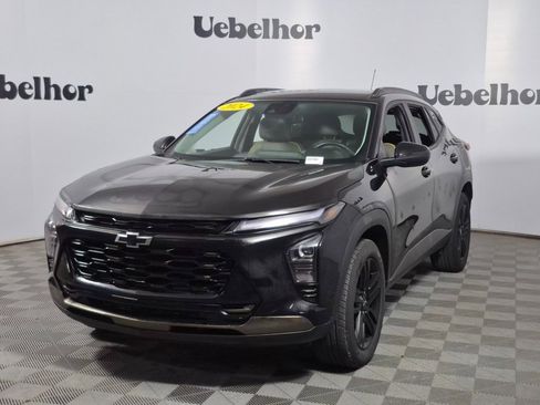 Certified 2024 Chevrolet Trax ACTIV w/ Driver Confidence Package image 3