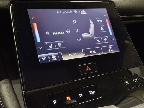 New 2026 INFINITI QX80 Luxe w/ Cargo Package image 27