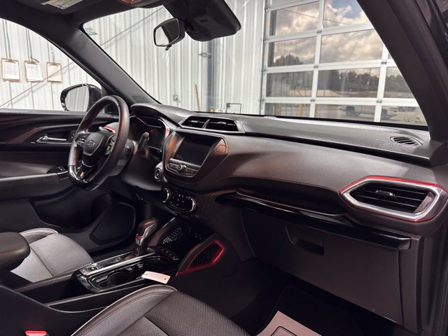 Used 2022 Chevrolet TrailBlazer RS FWD image 25