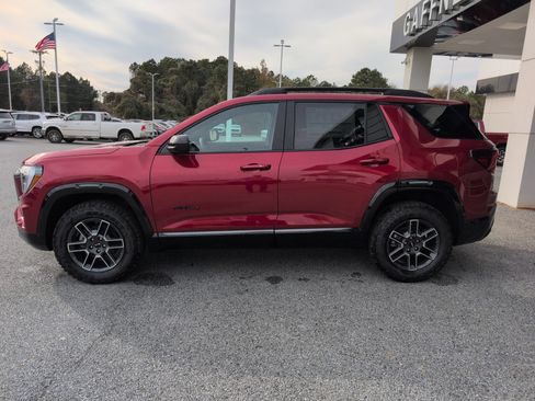 New 2026 GMC Terrain AT4 w/ LPO, Black Badging Package image 4