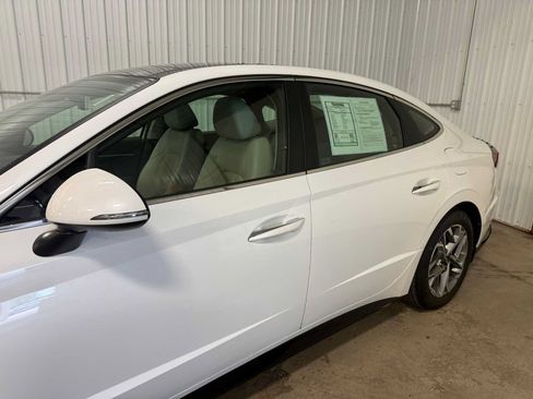 Used 2020 Hyundai Sonata SEL w/ Premium + Sunroof Package FWD image 7