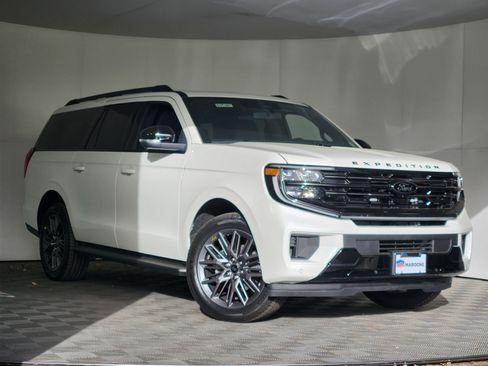 New 2026 Ford Expedition Max Platinum w/ Stealth Appearance Package image 1