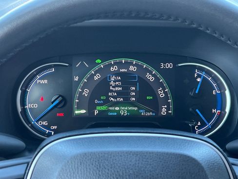 Used 2023 Toyota RAV4 XLE w/ Convenience Package image 25