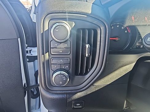 New 2026 GMC Sierra 2500 Pro w/ Convenience Package image 15