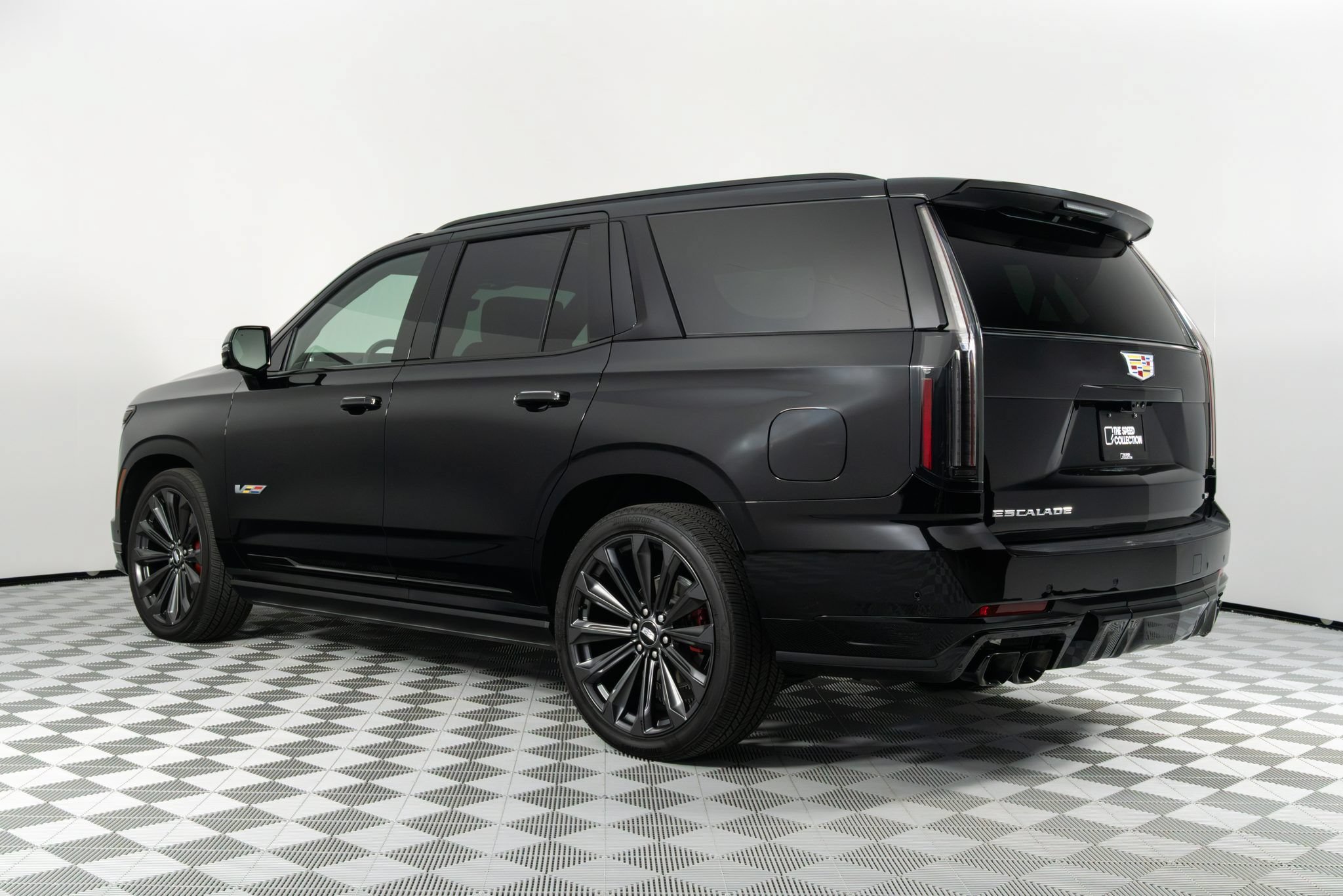 Used 2026 Cadillac Escalade V w/ LPO, Floor Liner Package AWD/4WD image 2
