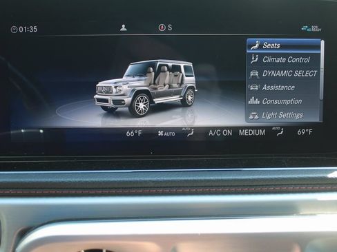 Certified 2021 Mercedes-Benz G 63 AMG 4MATIC w/ G Manufaktur Interior Package image 45