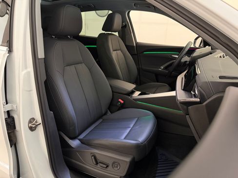 Certified 2025 Audi Q5 Premium w/ Convenience Package AWD/4WD image 31