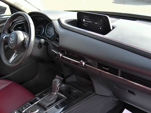 Used 2025 MAZDA CX-30 AWD 2.5 S w/ Preferred Package image 44