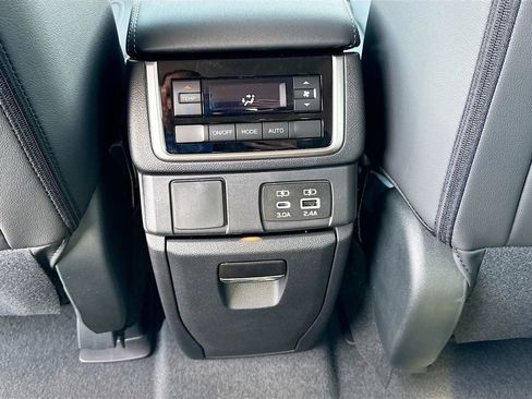 New 2026 Subaru Ascent Premium AWD/4WD image 22
