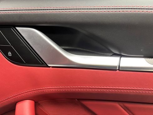 Used 2024 Porsche 911 Carrera S image 16