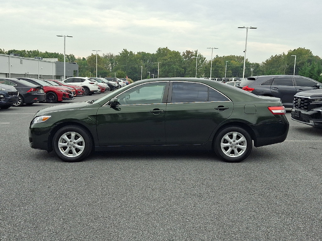 Used 2011 Toyota Camry LE w/ LE Extra-Value Pkg FWD image 8