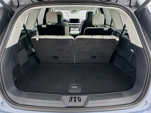 Used 2025 Lincoln Aviator Reserve w/ Luxury Package image 28