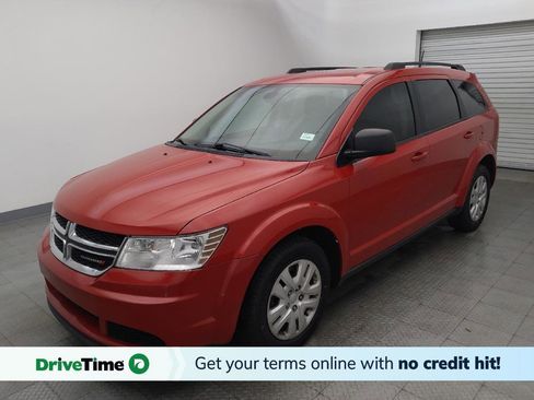 Used 2019 Dodge Journey SE FWD image 1