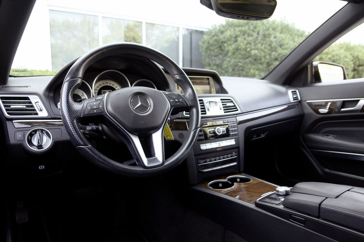 Used 2014 Mercedes-Benz E 350 Cabriolet image 5