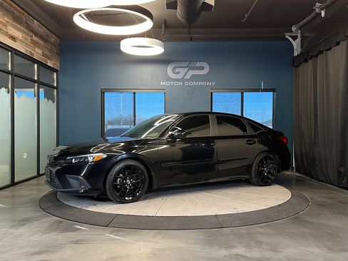 Used 2022 Honda Civic Sport image 7