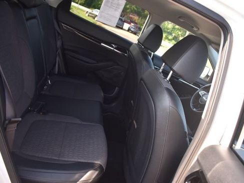 Used 2024 Kia Seltos S AWD/4WD image 13