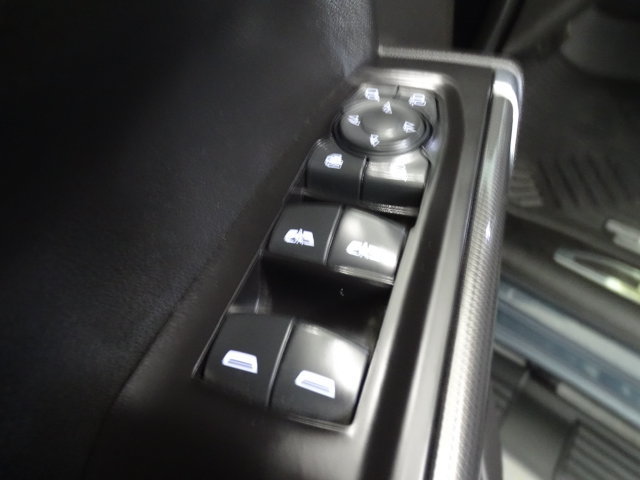 Certified 2020 GMC Sierra 1500 AT4 w/ AT4 Premium Package AWD/4WD image 10
