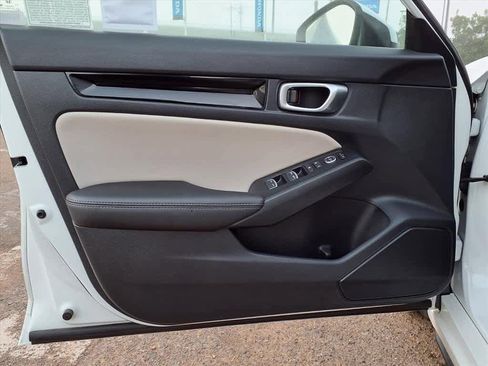 Used 2023 Honda Civic EX-L image 12