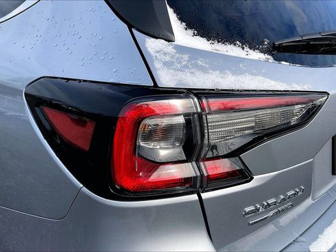 Used 2020 Subaru Outback Premium image 26