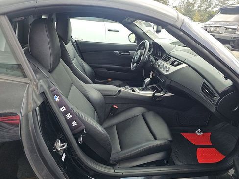 Used 2012 BMW Z4 sDrive35is image 7