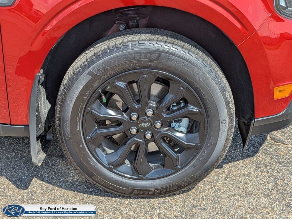 Used 2024 Ford Maverick Lariat w/ Black Appearance Package FWD image 14