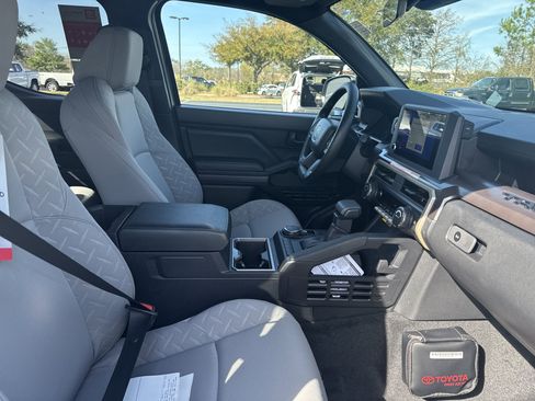 New 2026 Toyota Tacoma SR5 image 32