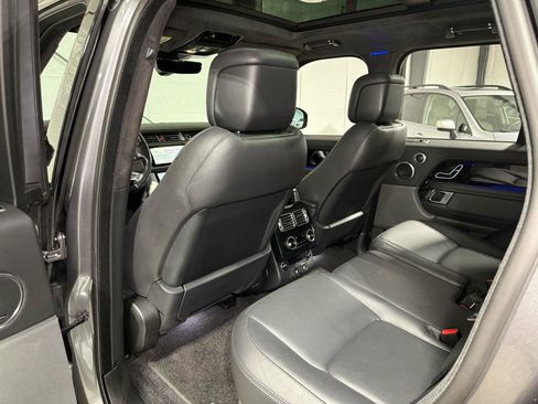 Used 2019 Land Rover Range Rover HSE AWD/4WD image 34