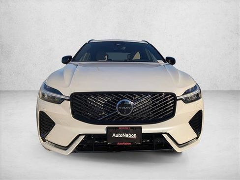 New 2026 Volvo XC60 B5 Plus w/ Protection Package Premier image 6