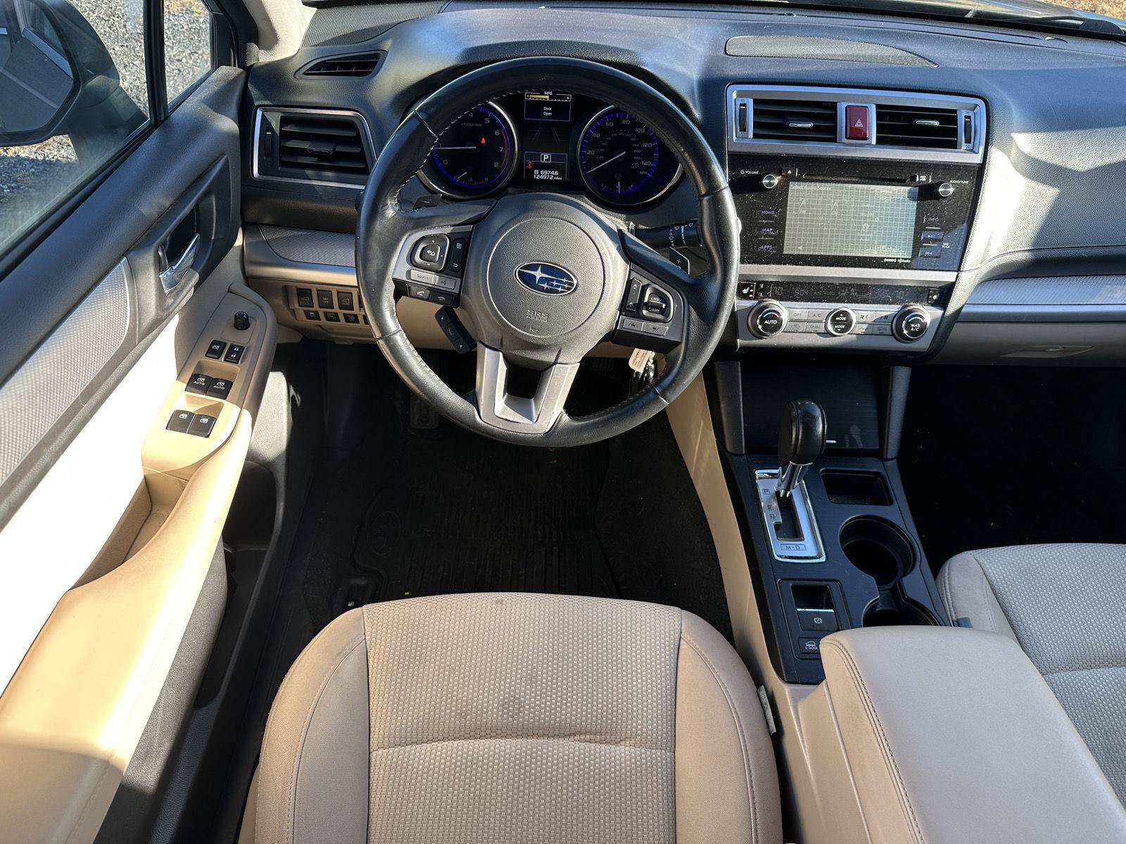 Used 2016 Subaru Outback 2.5i Premium AWD/4WD image 12