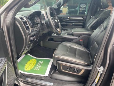 Used 2019 RAM 1500 Limited w/ Advanced Safety Group AWD/4WD image 9